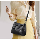 شنطة كروس نسائية مزركشة - بنى - KSA